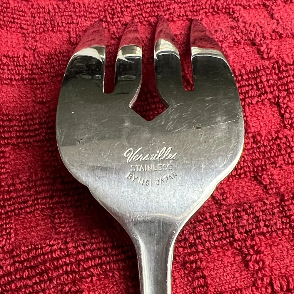 Versailles stainless steel serving fork 8.5”
